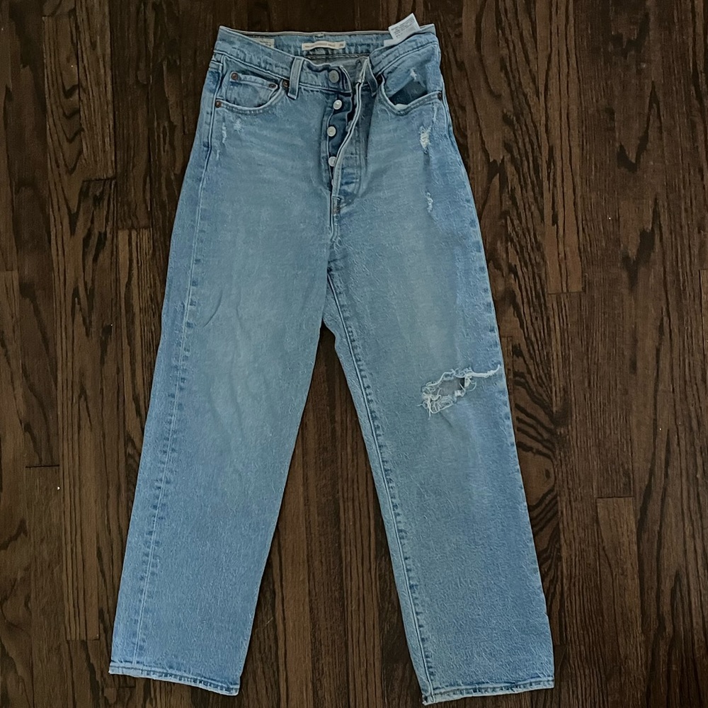 Levi’s ribbed cropped ankle jean